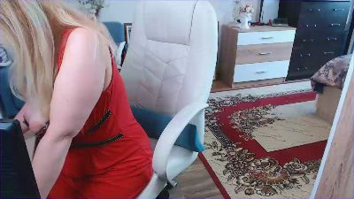 BigBoobsMom — Cam4 stream photo (Jun 2026)