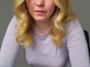 dianaholiday — Chaturbate stream photo (May 2026)