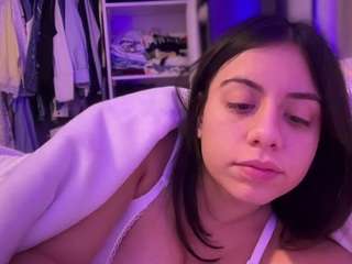 melztube — вебкам-модель онлайн на camsoda