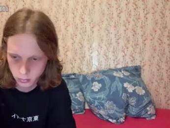 crystal_porn_love — Chaturbate stream photo (Aug 2026)