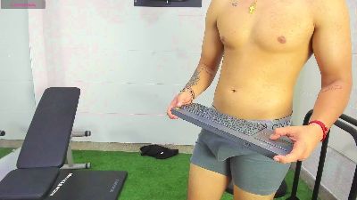 ren_storm — вебкам-модель онлайн на cam4