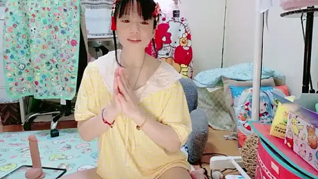 renapiyon8182 — вебкам-модель онлайн на stripchat