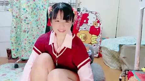 renapiyon8182 — вебкам-модель онлайн на stripchat