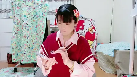 renapiyon8182 — вебкам-модель онлайн на stripchat