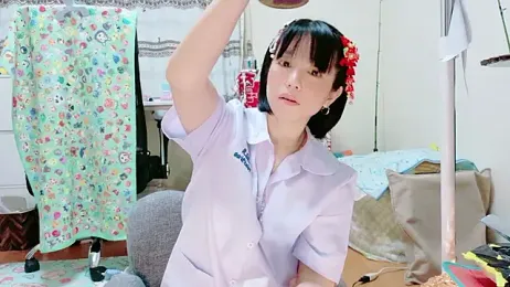 renapiyon8182 — вебкам-модель онлайн на stripchat