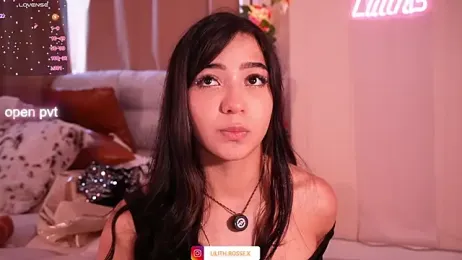 lilith__rosse — вебкам-модель онлайн на stripchat