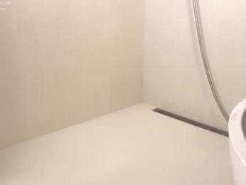 cutieeeeva — вебкам-модель онлайн на chaturbate