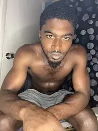 BrownSkinHandsome — вебкам-модель онлайн на stripchat