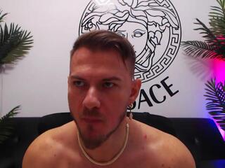 Marco Riciardo — flirt4free