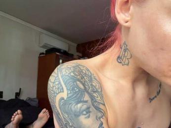 Alina666Mistress — вебкам-модель онлайн на bongacams