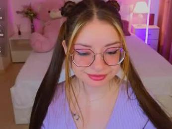 selenamills — Chaturbate stream photo (Apr 2026)