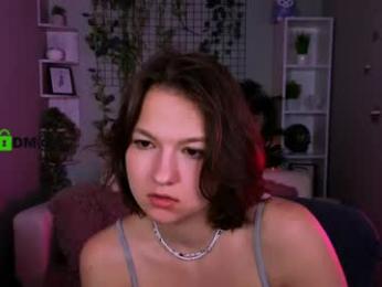 liana_best — вебкам-модель онлайн на chaturbate