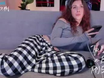 bumbum_kalibum — вебкам-модель онлайн на chaturbate