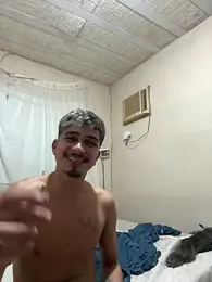 Uchihaxxx — вебкам-модель онлайн на stripchat