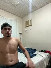 Uchihaxxx — Stripchat stream photo (Aug 2026)