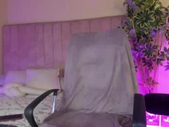 mia_mtnz02 — Chaturbate stream photo (Apr 2026)