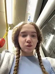 bambi_lu — вебкам-модель онлайн на stripchat