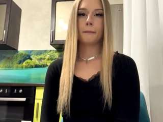 lioraroux — Camsoda stream photo (May 2026)