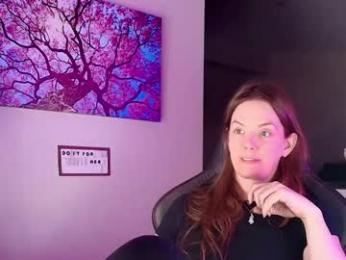 jade49 — вебкам-модель онлайн на chaturbate