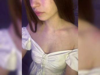 Louiseisgentle — Bongacams stream photo (Mar 2025)