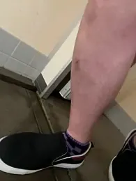 PursingGhanian — вебкам-модель онлайн на stripchat