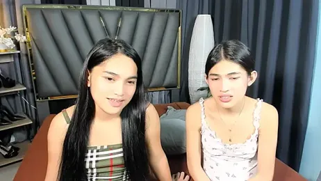 PhiaRiches — Stripchat stream photo (Aug 2025)