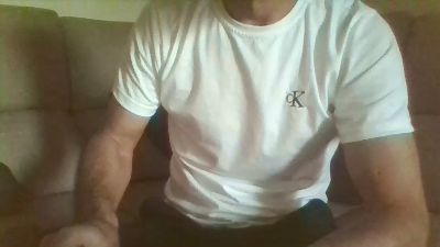 momentofeli — вебкам-модель онлайн на cam4