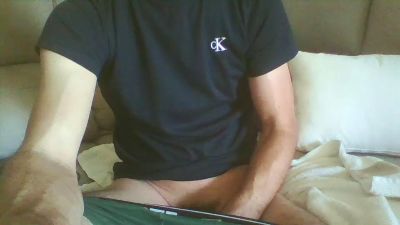 momentofeli — Cam4 stream photo (May 2026)