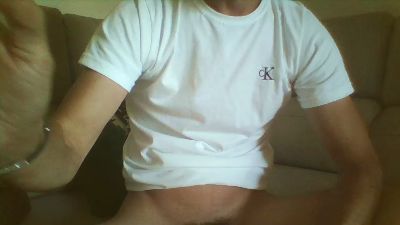 momentofeli — Cam4 stream photo (Jun 2026)