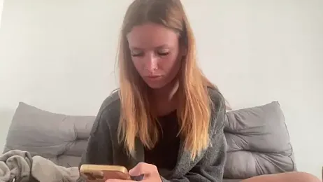 mariemelissah — вебкам-модель онлайн на stripchat