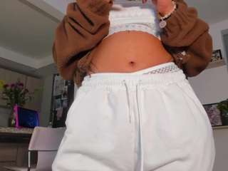 karlyee — Camsoda stream photo (May 2026)
