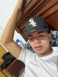 JoanG10 — вебкам-модель онлайн на stripchat