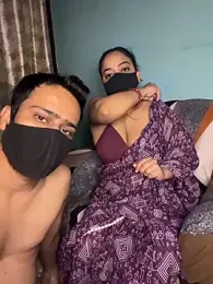 DesiQueen-Rimi — вебкам-модель онлайн на stripchat