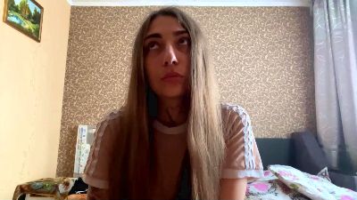 JeanettMabra — Cam4 stream photo (Apr 2026)