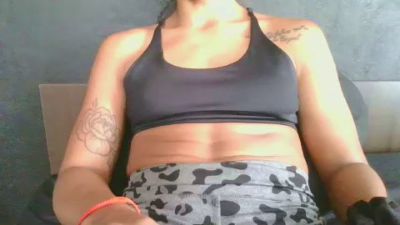 claudiaaa001 — Cam4 stream photo (Feb 2026)