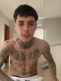 dylan_wolf — stripchat