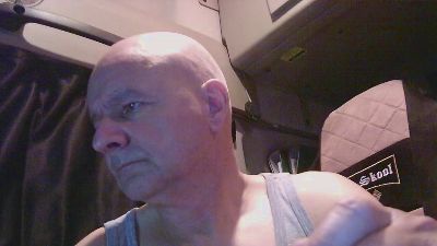 mannohmann4 — Cam4 stream photo (Apr 2026)