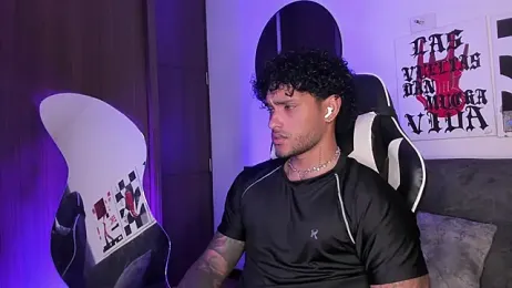 Alessandro_Vanni — вебкам-модель онлайн на stripchat