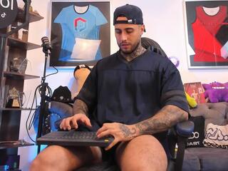 Magic Mak — Flirt4free stream photo (Mar 2026)