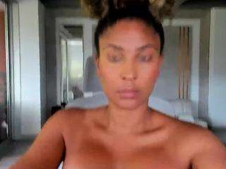 michellangels — вебкам-модель онлайн на camsoda