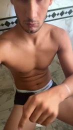 Fitboy999 — вебкам-модель онлайн на cam4