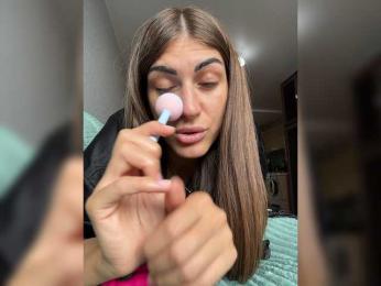 KamillaRuss — вебкам-модель онлайн на bongacams