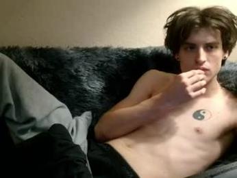 prettyboyfate — вебкам-модель онлайн на chaturbate