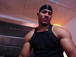 Teddy Fit — flirt4free