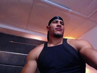 Teddy Fit — flirt4free