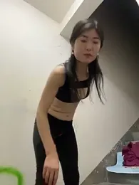 Cherry--- — Stripchat stream photo (Apr 2026)