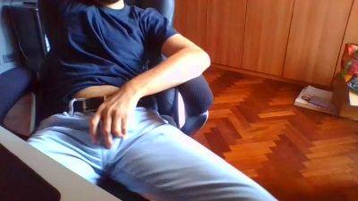 alanempe — вебкам-модель онлайн на cam4