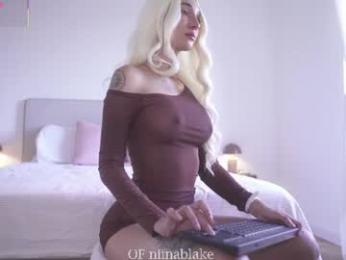 violett_bray — Chaturbate stream photo (Jul 2026)