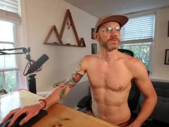 bradbronton — вебкам-модель онлайн на chaturbate