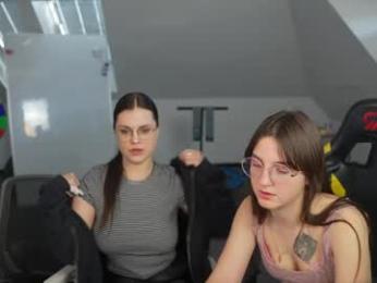 livehub054 — вебкам-модель онлайн на chaturbate